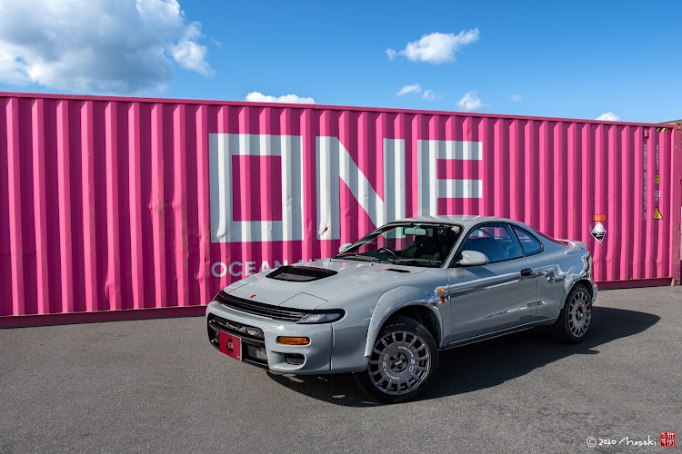セリカの旧車・写真が好きな人と繋がりたい・蓮・リフレクション・藤原宮跡に関するカスタム事例の投稿画像1枚目