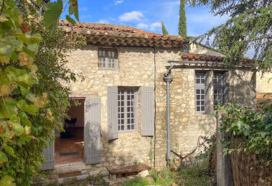 Maison avec jardin et terrasse 5