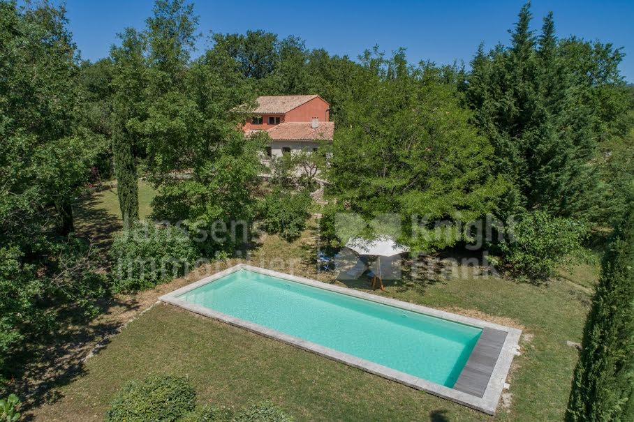 Vente maison 5 pièces 210 m² à Roussillon (84220), 850 000 €