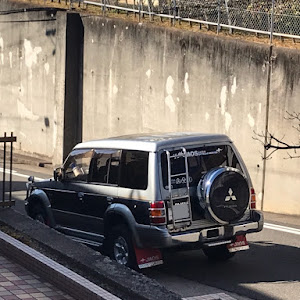 パジェロ