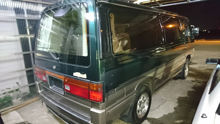 M30のキャラバン・E24・ロイヤル・80年代・日産に関するカスタム事例の投稿画像3枚目