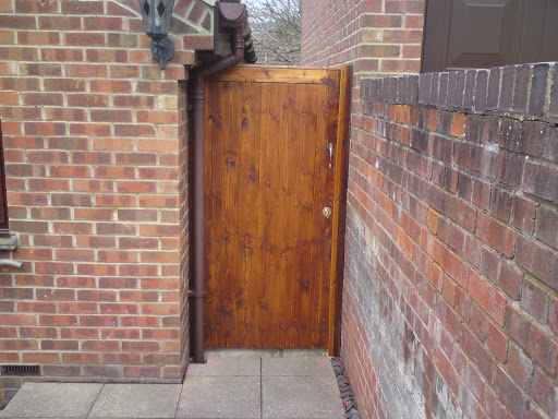 Bespoke TGV side gate - Lordswood