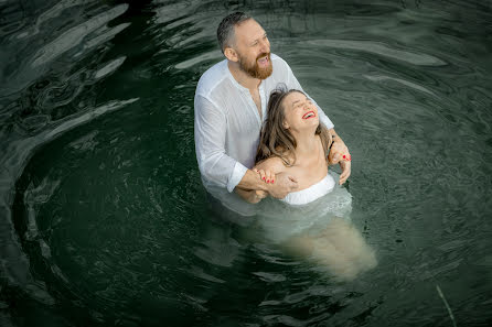 Photographe de mariage Madalina Basarman (madalinabasarman). Photo du 16 novembre 2021