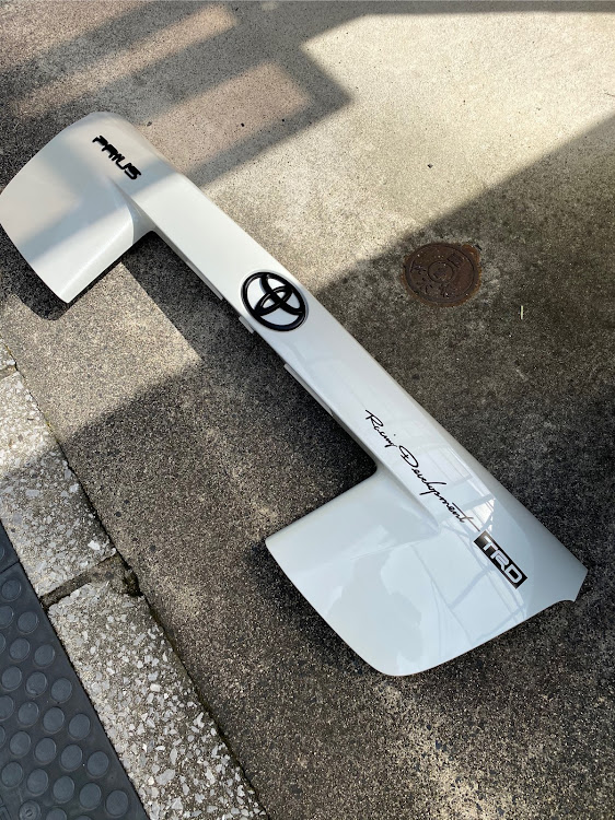 プリウスのプリウス50・車好きと繋がりたい・プリウス・DIYに関するカスタム事例の投稿画像1枚目