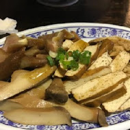 段純貞牛肉麵