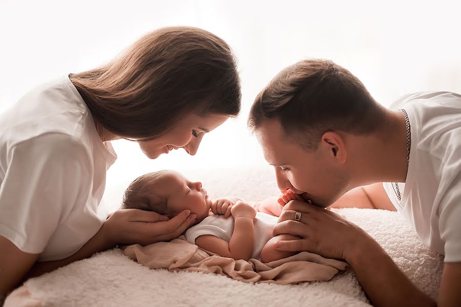 Wedding photographer Olesya Fetisova (fetisova). Photo of 12 March 2021