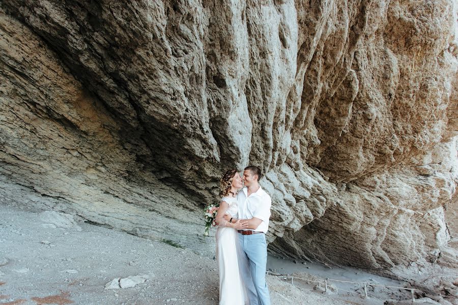 Fotógrafo de casamento Liliya Kulinich (liliyakulinich). Foto de 4 de novembro 2017