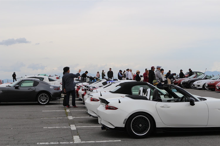 ロードスターRFの軽井沢ロードスターミーティング・第4駐車場・ビーナスライン・美ヶ原・梅雨入り間近に関するカスタム事例の投稿画像16枚目