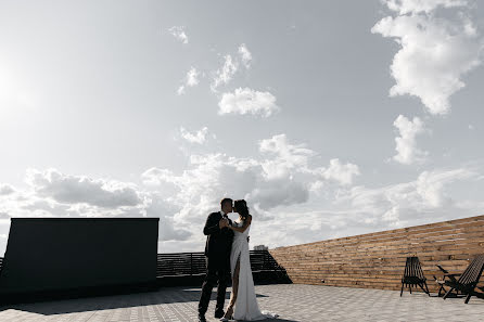 Fotógrafo de casamento Natalya Aleksandrova (fotograhper74). Foto de 7 de dezembro 2023