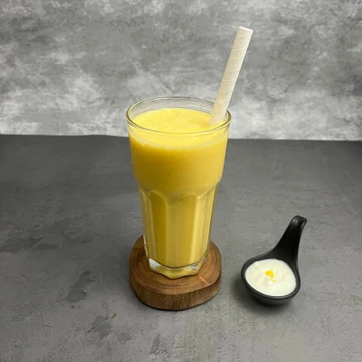 Mast Mango Lassi