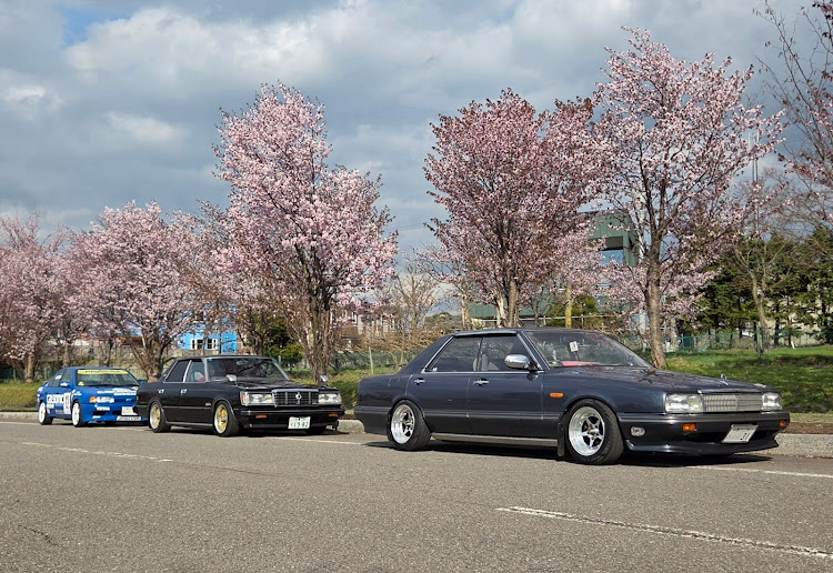 セドリックシーマの#旧車・#旧車イベント・5月もよろしくお願いしますに関するカスタム事例の投稿画像6枚目