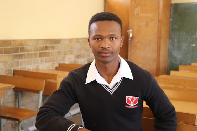 Luphumlo Mkize. Loyiso High School.