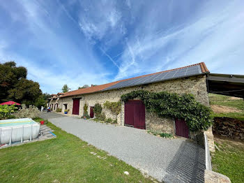 ferme à Saint-Martin-Terressus (87)