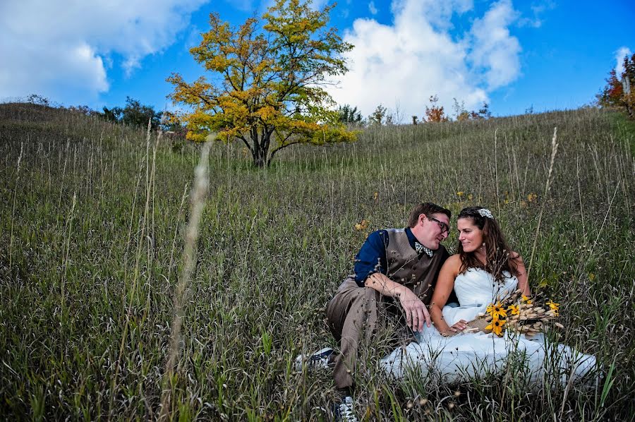 Wedding photographer Erik Holladay-Mccann (holladayphoto). Photo of 10 September 2017