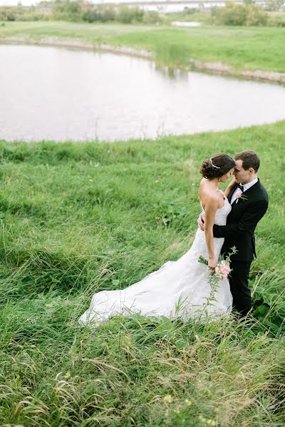 Fotógrafo de casamento Denis Kalinkin (deniskalinkin). Foto de 5 de outubro 2015