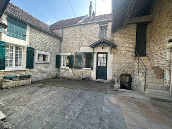 maison à Tanlay (89)