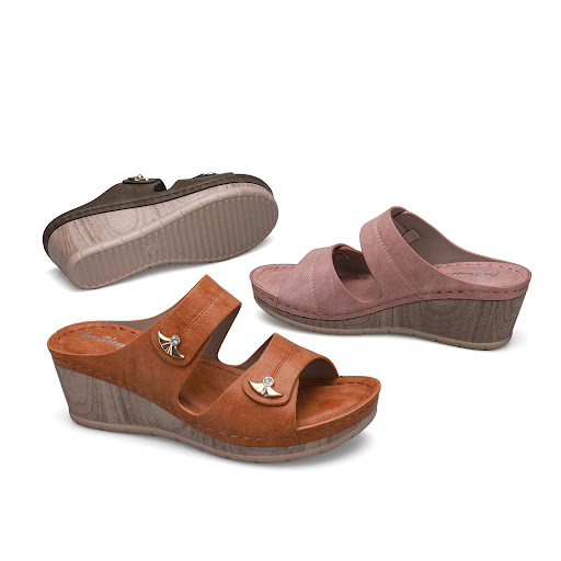 Title 9, Womens Wedge Sandals & Slippers