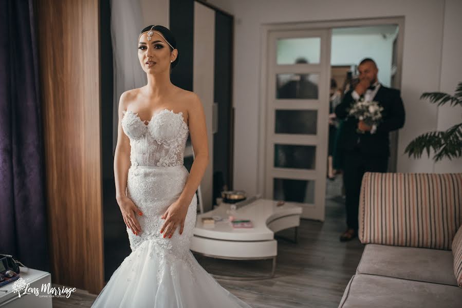 Fotografo di matrimoni Florin Moldovan (florinmoldovan). Foto del 12 giugno 2019