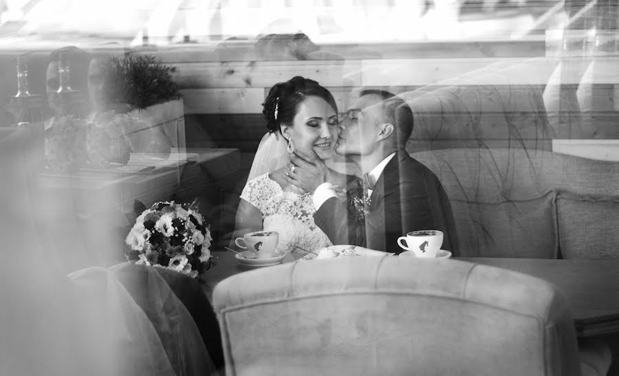 Nhiếp ảnh gia ảnh cưới Alena Karbolsunova (allyblane). Ảnh của 19 tháng 9 2017