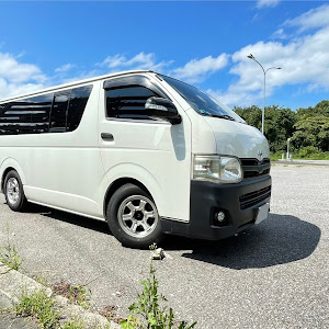 ハイエースバン KDH206V