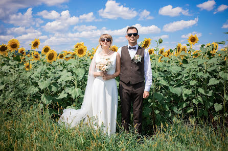 Fotógrafo de casamento Natalya Bukreeva (sunnysan). Foto de 27 de agosto 2022