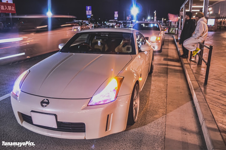 フェアレディZのフェアレディZ・350z・NISSAN・33の日に関するカスタム事例の投稿画像1枚目