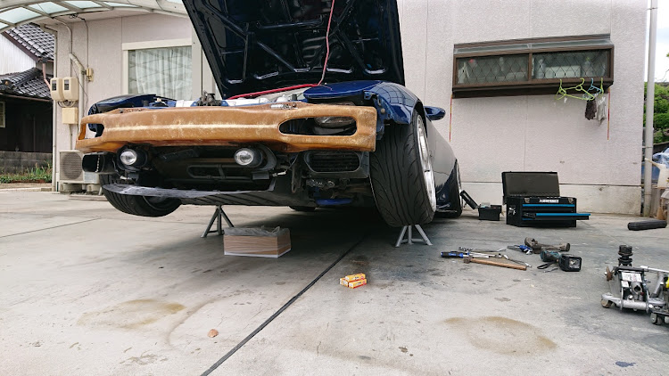 RX-7のDIY・ボンネット加工･塗装・キャンバー調整に関するカスタム事例の投稿画像3枚目