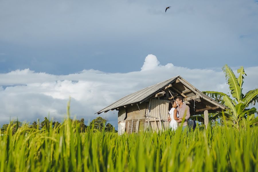 Fotografo di matrimoni Dmitriy Pustovalov (pustovalovdima). Foto del 24 ottobre 2017