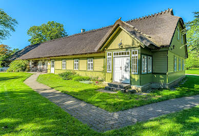 Corps de ferme avec jardin 20