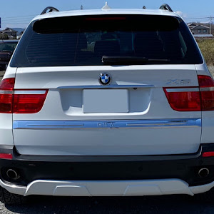 X5 E70