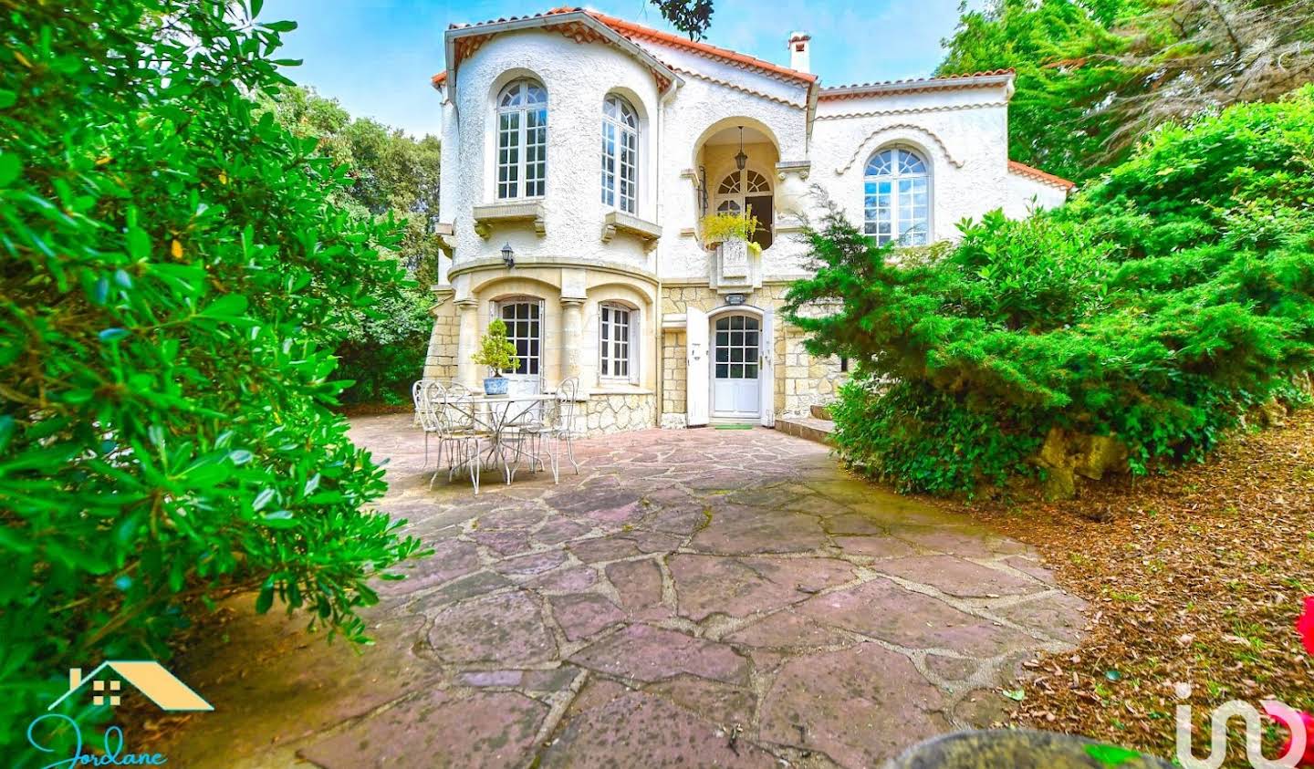 Maison avec piscine et terrasse Royan