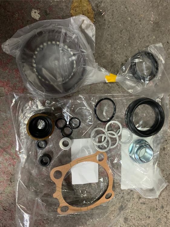 MR2のDIY・カスタムカー・ミッションオーバーホール・E153ミッション・軽量フライホイールに関するカスタム事例の投稿画像7枚目