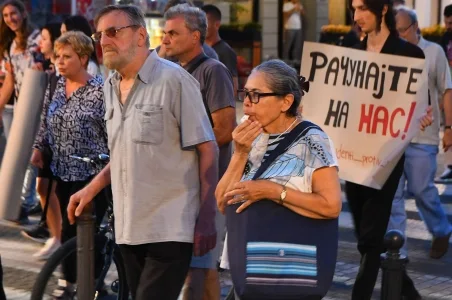 Nekoliko stotina građana na protestu protiv nasilja u Gornjem Milanovcu