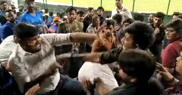 Spectators clashed at the match between the Proteas and India.