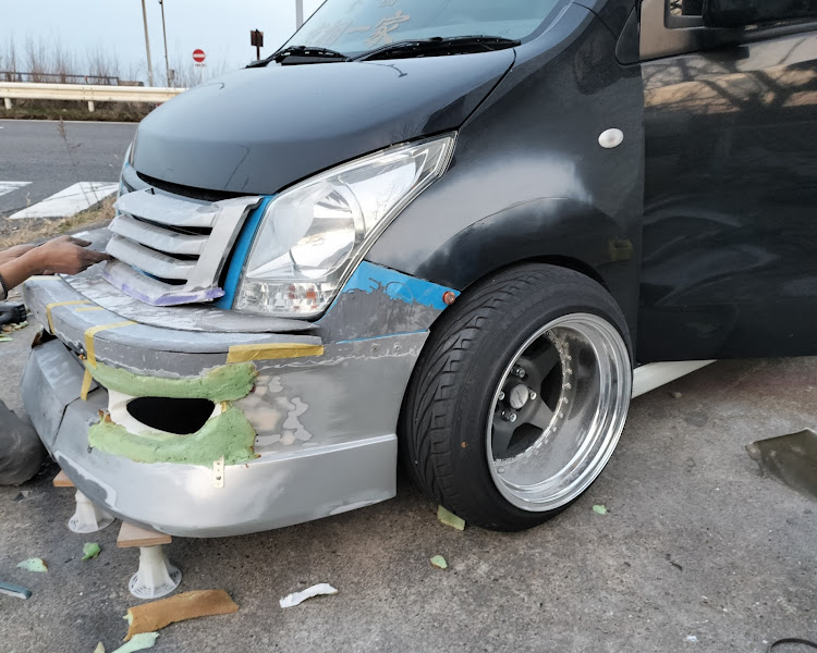 ワゴンRの京相一家・車人のあきさん・ワンオフ品・ニコイチバンパーに関するカスタム事例の投稿画像6枚目