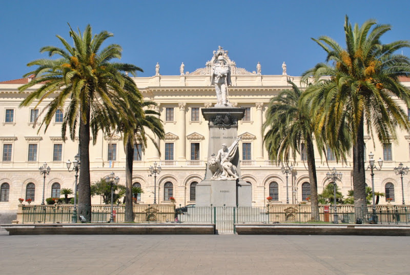 Monumento a V. Emmanuele di Pretoriano