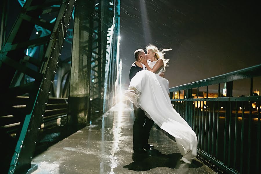 Fotógrafo de casamento Bartek Borkowicz - Borkovitz (borkovitz). Foto de 4 de fevereiro 2015