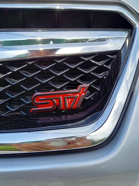 XVのスバル乗りと繋がりたい・シルバーはイイぞぉー・ポンづけ・つりに関するカスタム事例の投稿画像1枚目