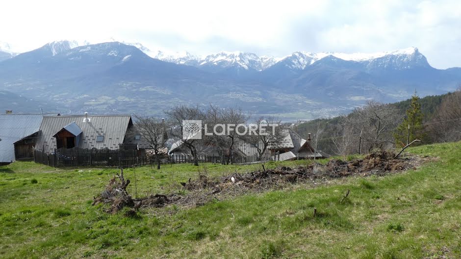 Vente terrain  509 m² à Embrun (05200), 127 000 €