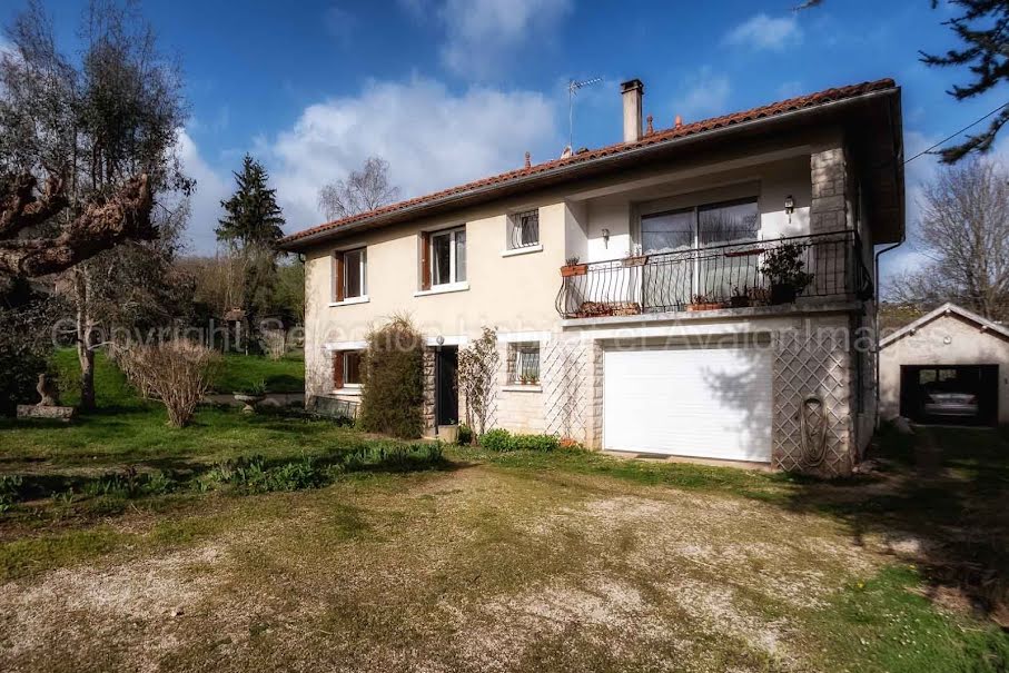 Vente maison 8 pièces 192 m² à Boulazac (24750), 249 500 €