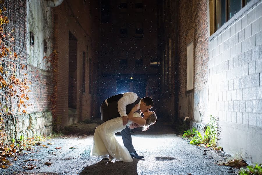 Fotógrafo de casamento Elizabeth Steed (elladelephoto). Foto de 22 de novembro 2019