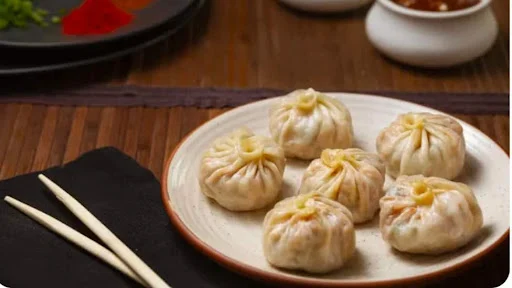 Chicken Steamed Momos [6 Pieces] [Hand Craft Momos]