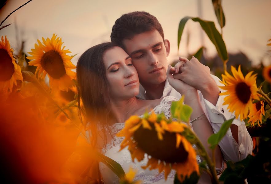 Fotógrafo de casamento Żaneta Zawistowska (zanetazawistow). Foto de 15 de novembro 2017