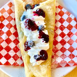 BLUEBERRY CHEESE CAKE CREPE 