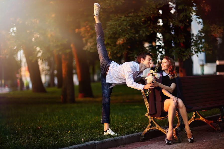 Wedding photographer Sergei Bondarev (mockingbird). Photo of 11 September 2017