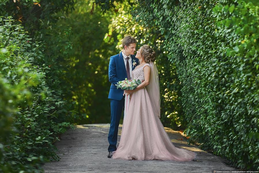 Photographe de mariage Sergey Yushkov (yushkov). Photo du 19 juin 2019