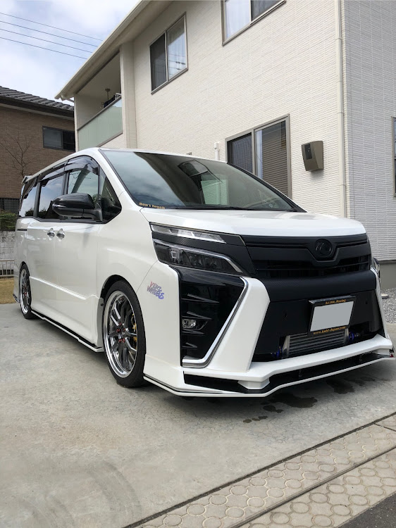 ヴォクシーのCTの皆様に感謝・輪止めビビリーズ・kuhl栃木・洗車に関するカスタム事例の投稿画像1枚目