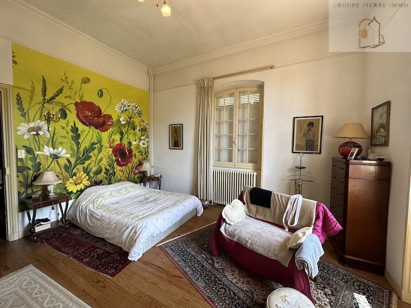 Vente maison 9 pièces 380 m² à Montguyon (17270), 451 500 €