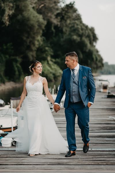 婚禮攝影師Zsuzsi Jäger（jagerzsuzsi）。2018 9月3日的照片