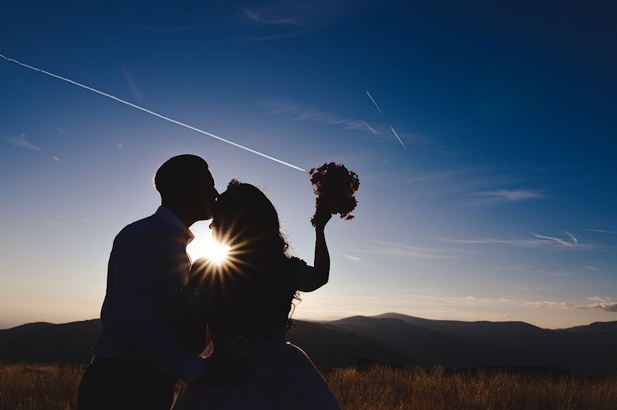 Wedding photographer Constantin Alin (constantinalin). Photo of 12 October 2023